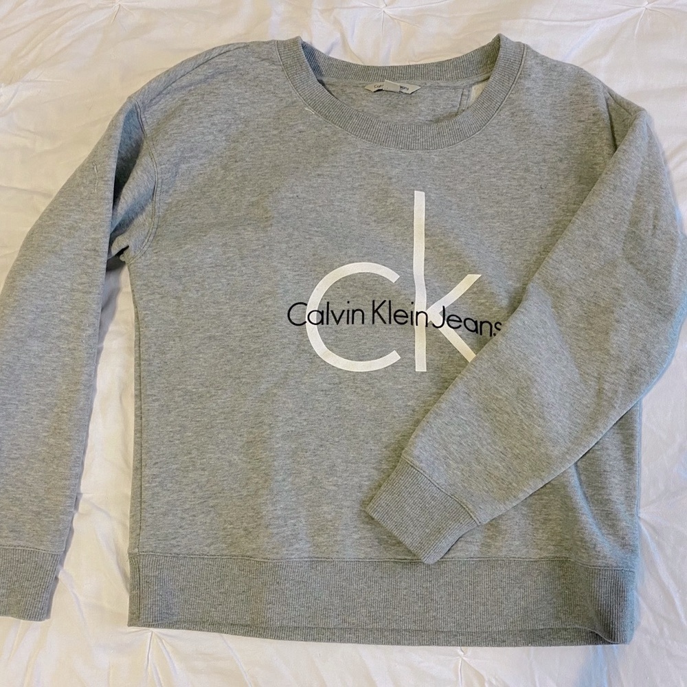 Calvin Klein Sweater